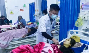 4 người ngộ độc vì đốt than sưởi ấm trong phòng kín 4 người ngộ độc vì đốt than sưởi ấm trong phòng kín
