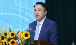 Ngành thuế thu ngân sách vượt 1,7 triệu tỷ đồng Ngành thuế thu ngân sách vượt 1,7 triệu tỷ đồng