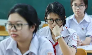 'Cố định thi Tiếng Anh vào 10 để học sinh đỡ vất vả' 'Cố định thi Tiếng Anh vào 10 để học sinh đỡ vất vả'