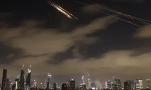 Iran phóng tên lửa đạn đạo, Israel phát báo động