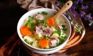 Có nên đậy vung khi hầm xương? Có nên đậy vung khi hầm xương?