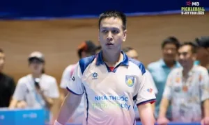 Tranh cãi khi 'Triệu cầu lông' bị xử thua ở chung kết Pickleball Tranh cãi khi 'Triệu cầu lông' bị xử thua ở chung kết Pickleball