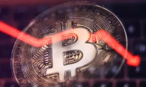 Bitcoin thủng mốc 100.000 USD